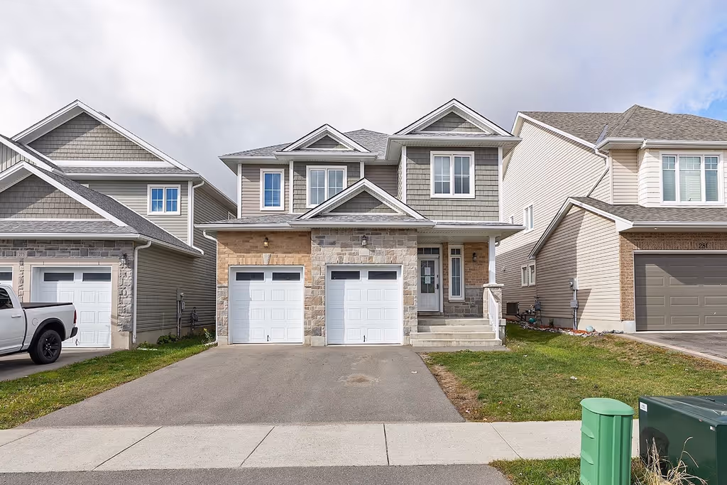 Ontario home sells at massive loss of over $600,000